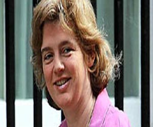   مصر اليوم - اختيار وزيرة النقل السابقة فى الدنمارك رئيسة لحزب الشعب الاشتراكى